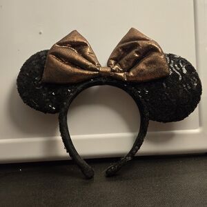 Bronze minnie ears